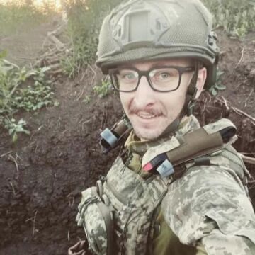 Захисник з Надвірної Тарас Пурдик нагороджений «Золотим хрестом»