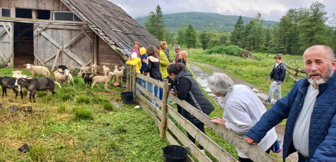 Для родин захисників на Прикарпатті організували “бойківський віденд”