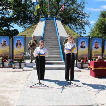 На Тлумаччині відкрили меморіальні банери шістьом полеглим героям-землякам (ФОТО)