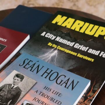 У Коломиї презентували збірку історій з Маріуполя про 2022 рік (ФОТО)