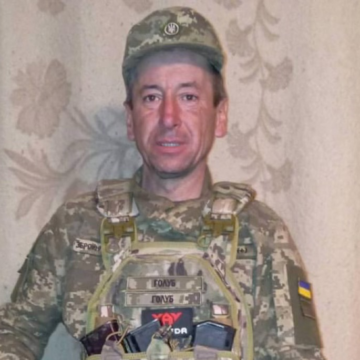 Солотвинська громада знову у скорботі: на війні загинув 44-річний захисник Іван Гуменяк