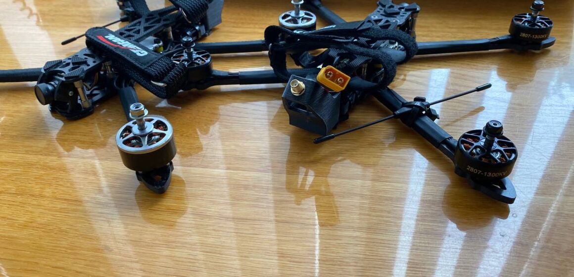Городенківська громада придбала п’ятнадцять FPV-дронів для наших Захисників