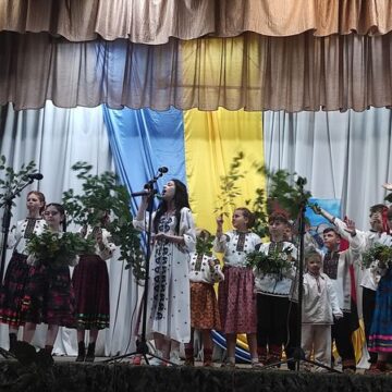 Відбувся творчий звіт колективів Надвірнянської територіальної громади