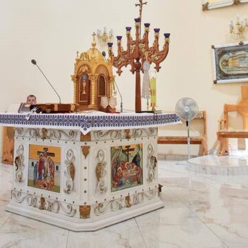 В храмі релігійної громади Матері Божої Неустанної Помочі освятили престол В храмі релігійної громади Матері Божої Неустанної Помочі освятили престол