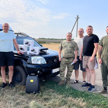 У Рогатині за 759 885 грн з місцевого бюджету за запитами військових частин закупили і доставили до бригад техніку