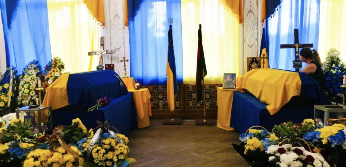 В Калуші попрощалися з захисниками Володимиром Красовським та Ігорем Бойчуком