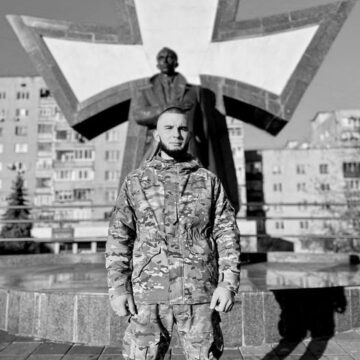 Коломийська громада прощатиметься із полеглим захисником Данилом Нечволодом