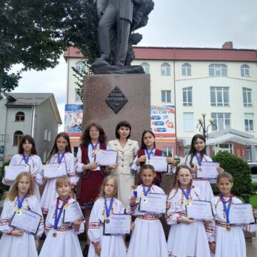 Ансамбль Болехівської мистецької школи здобув Гран-Прі Премію міжнародного конкурсу мистецтв