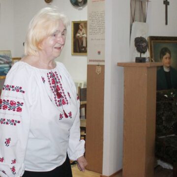 Відійшла у вічність краєзнавиця та громадська діячка з Болехова Лариса Дармохвал Відійшла у вічність краєзнавиця та громадська діячка з Болехова Лариса Дармохвал