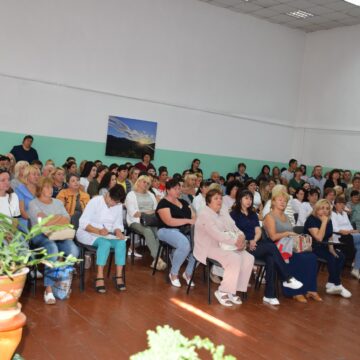 Верховинські медики і громадськість виступили проти звинувачень на адресу директорки лікарні Верховинські медики і громадськість виступили проти звинувачень на адресу директорки лікарні