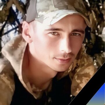«На щиті» повертається з війни 33-річний воїн Андрій Хибінь з Прикарпаття