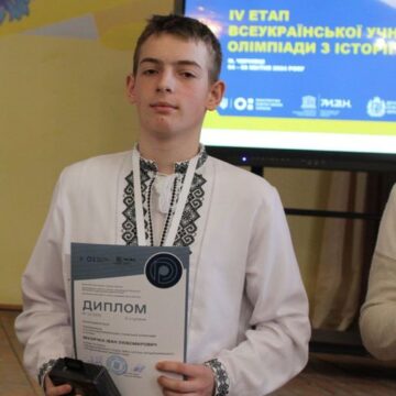 Одинадцятикласнику з Городенки призначили стипендії Президента України та обласної ради