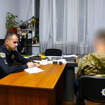 Франківські поліцейські затримали трьох чоловіків, які побили військового (ФОТО)