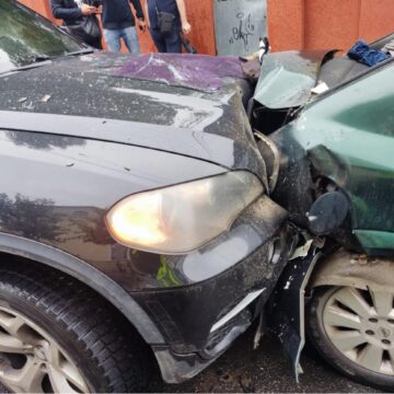 В Івано-Франківську водійка спровокувала ДТП за участю шістьох автомобілів (ФОТО)