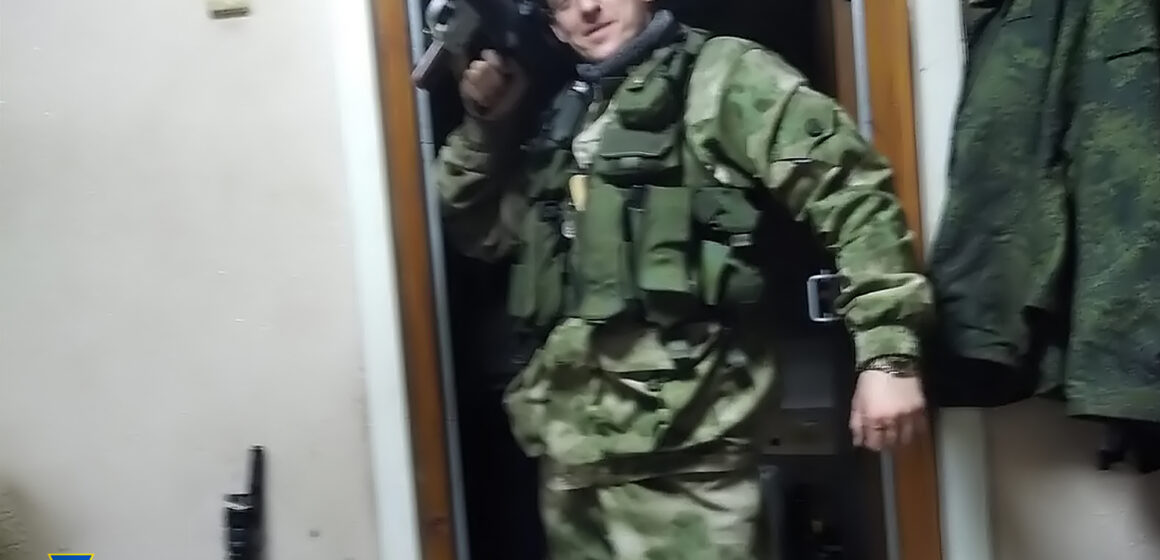 За матеріалами прикарпатської СБУ бойовика із Луганська засудили до 15 років тюрми За матеріалами прикарпатської СБУ бойовика із Луганська засудили до 15 років тюрми