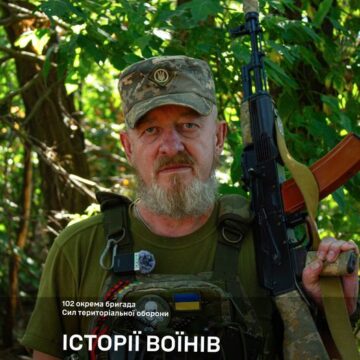 Гордий за свою місію: 58-річний прикарпатець разом із сином захищають Батьківщину