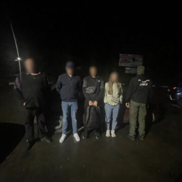До Румунії – за 13 тисяч доларів у багажнику: прикарпатець намагався тайком виїхати з України