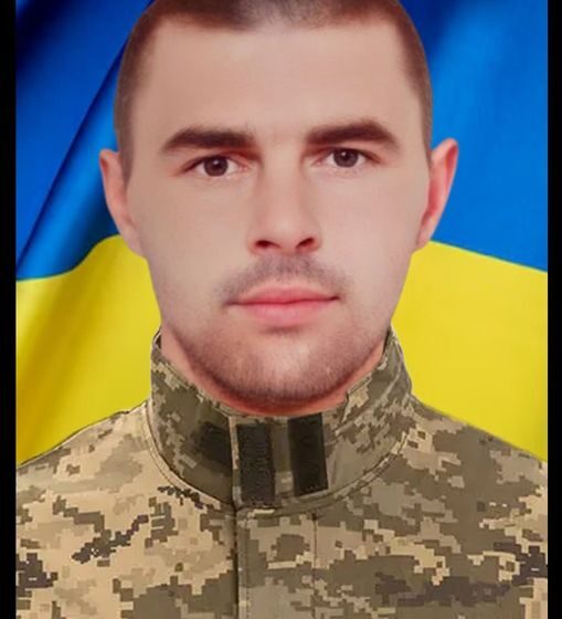 Надвірнянська громада втратила відважного сина України Гандзюка Дмитра Миколайовича