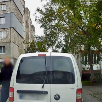 На вулиці Миколайчука виявили водія “під наркотиками” На вулиці Миколайчука виявили водія “під наркотиками”