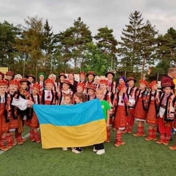 Вихованці яремчанського танцювального колективу “Цвіт Карпат” виступили в Чеській Республіці