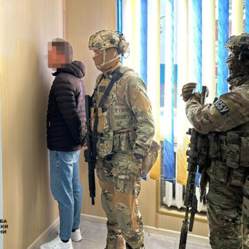 СБУ заблокувала ще один канал втечі ухилянтів з Івано-Франківщини за кордон через Карпати СБУ заблокувала ще один канал втечі ухилянтів з Івано-Франківщини за кордон через Карпати