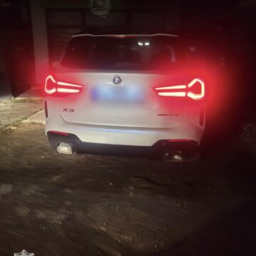 В Івано-Франківську неповнолітній водій сів за кермо BMW