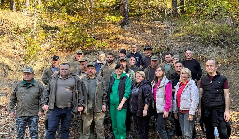 Висадили 450 дубів: на Косівщині долучилися до озеленення країни