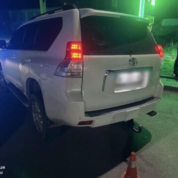 У Франківську 19-річний водій хотів «відкупитись» за нетверезу їзду 100 доларами