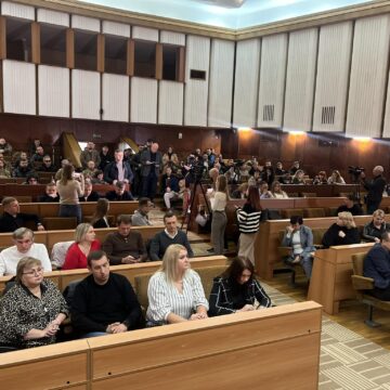У Івано-Франківську ухвалили рішення про безоплатне одноразове гаряче харчування учнів 1-4 класів
