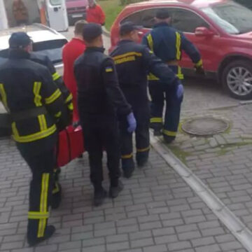 Рятувальники надали допомогу працівникам ШМД