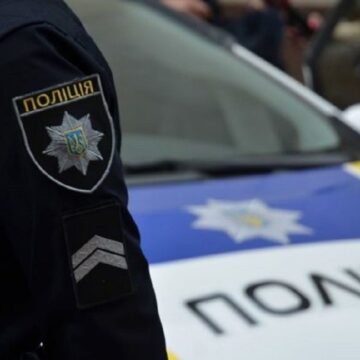 У Івано-Франківську патрульні супроводили до лікарні вагітну жінку, якій було зле (ВІДЕО) У Івано-Франківську патрульні супроводили до лікарні вагітну жінку, якій було зле (ВІДЕО)