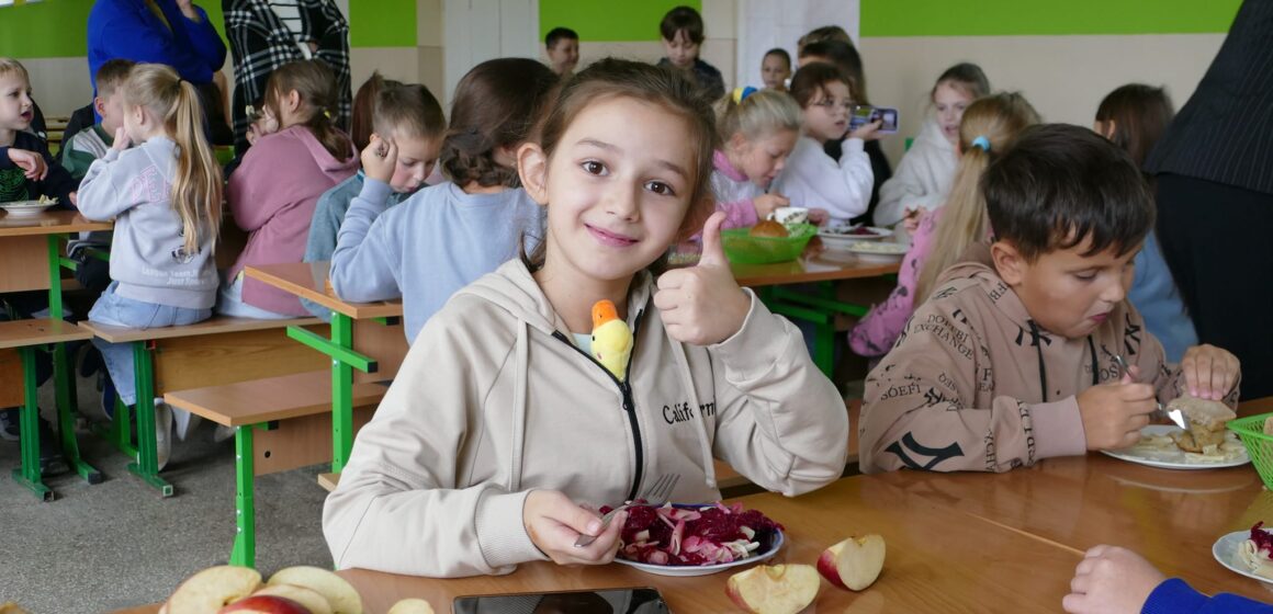 У закладах освіти Калуської громади розпочався моніторинг якості харчування