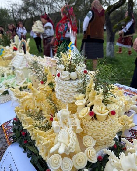 У гостях у сирного коника: у Брустурах провели пленер майстринь сирної іграшки