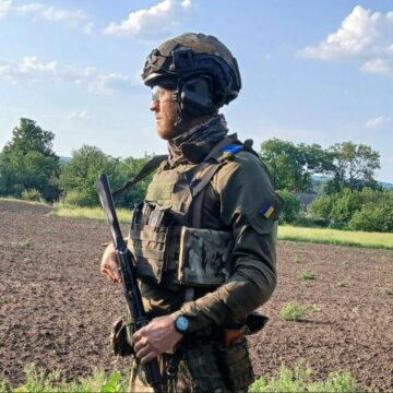 Приїхав зі США, щоб захищати Україну Приїхав зі США, щоб захищати Україну