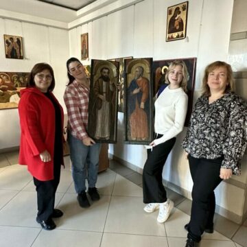 Студенти-митці ПНУ відреставрували ікони для заповідника «Давній Галич»
