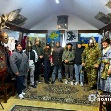 Поліцейські Прикарпаття організували для поранених побратимів пізнавальне дозвілля