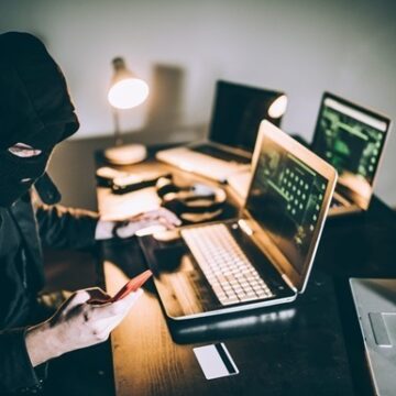 Мешканка Косівської громади втратила 150 тисяч гривень, підписавши «петицію» Мешканка Косівської громади втратила 150 тисяч гривень, підписавши «петицію»