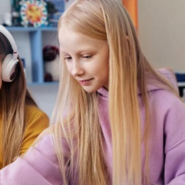 В Івано-Франківську діють безкоштовні онлайн-уроки англійської для школярів В Івано-Франківську діють безкоштовні онлайн-уроки англійської для школярів
