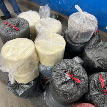 Прикарпатець намагався незаконно вести в Україну понад пів тонни шоколаду