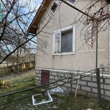 Прикарпатці, чиї домівки постраждали внаслідок ворожої атаки, можуть отримати грошову допомогу з обласного бюджету