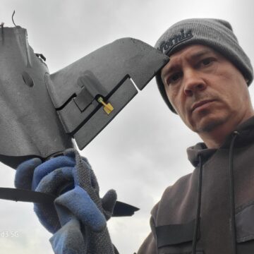 «Якщо зроблений нами бліндаж врятує хоча б одного захисника, то вся наша праця не була даремною» «Якщо зроблений нами бліндаж врятує хоча б одного захисника, то вся наша праця не була даремною»