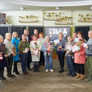 “Мова – це зброя”: як у Франківську курси солов’їної об’єднують людей