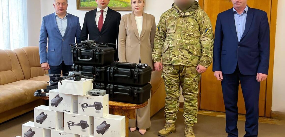 Для прикарпатських захисників передали 20 мавіків загальною вартістю понад 2 млн гривень