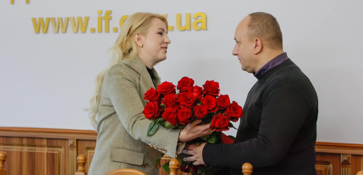 Сьогодні офіційно представили нового голову Івано-Франківської районної військової адміністрації