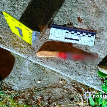 На Рожнятівщині розкрили вбивство за «гарячими слідами»: поліцейські оголосили підозру фігуранту