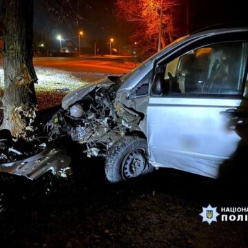 На Прикарпатті у ДТП травмовані велосипедист та пасажири автомобіля На Прикарпатті у ДТП травмовані велосипедист та пасажири автомобіля