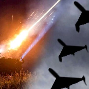 Під час нічної атаки ворога збито 62 ворожі БпЛА та 4 ракети Х-59/69 Під час нічної атаки ворога збито 62 ворожі БпЛА та 4 ракети Х-59/69
