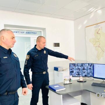 В оновленому приміщенні яремчанської поліції презентували сучасну систему дотримання прав людини