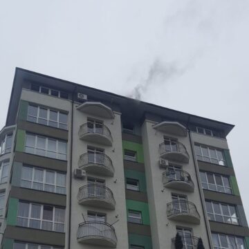 У Крихівцях горіла квартира у багатоповерхівці (ФОТО)