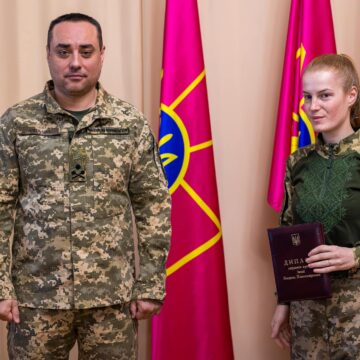 Військовослужбовиця з Прикарпаття Оксана Рубаняк отримала премію імені Богдана Хмельницького